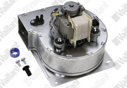 0020051400  Вентилятор на TurboTec Plus 322/3-5 Vaillant